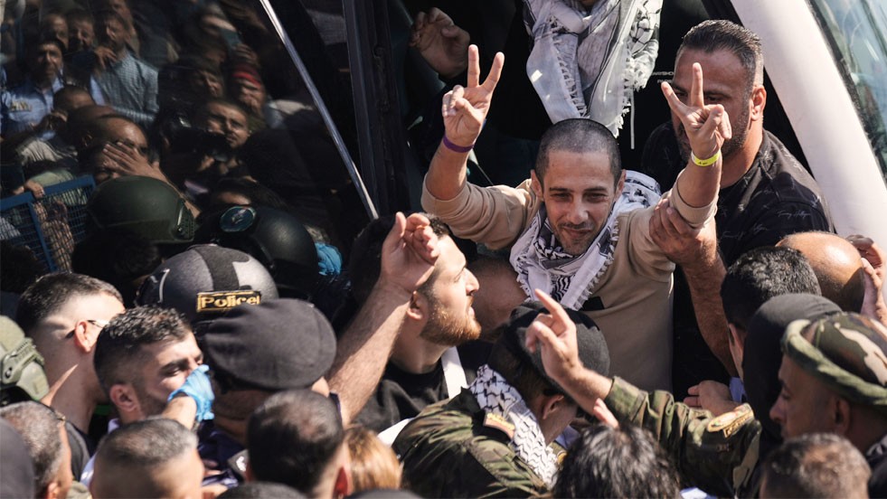 ৩ হাজার ৭০০ ফিলিস্তিনি কারাবন্দিকে মুক্তি দিলো ইসরায়েল